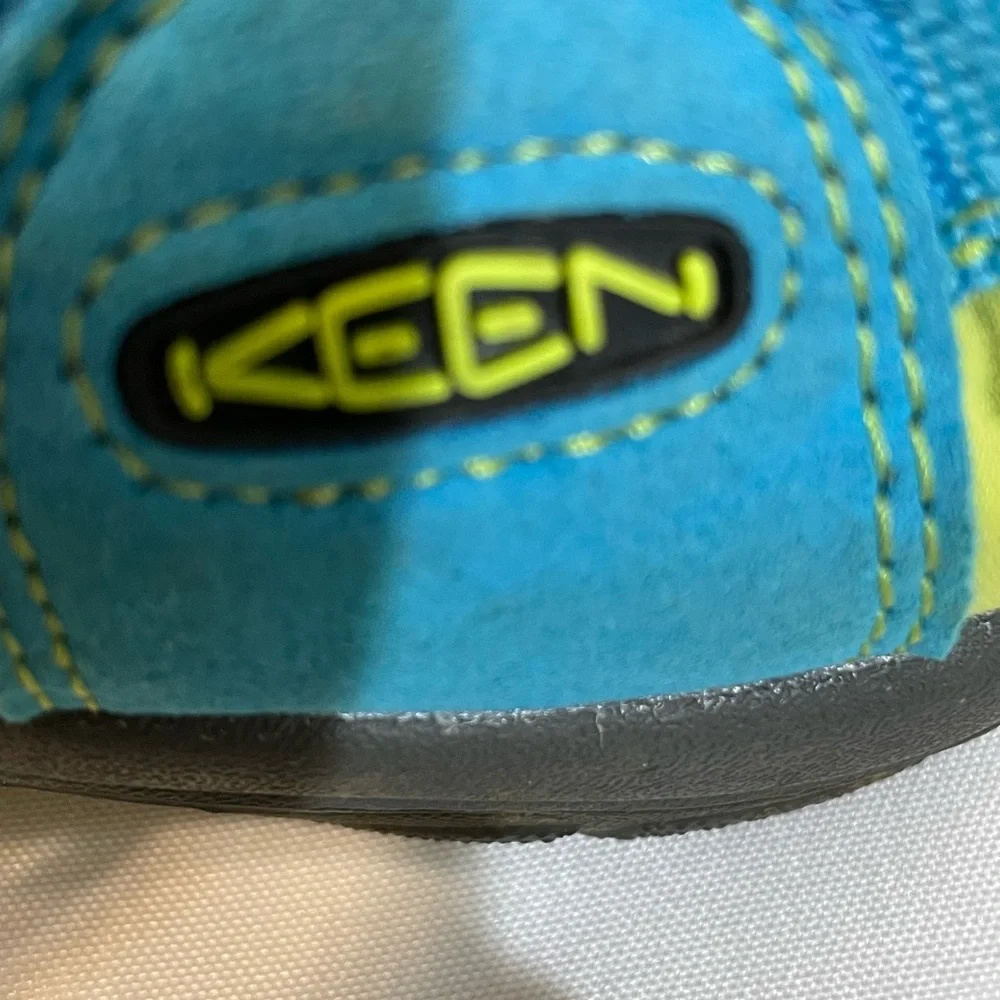 KEEN‎ sandals Newport Youth Aqua Blue / Lime Green Water YOUTH SIZE 4 hiking